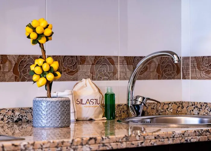 Mirador Al Naranco By Silastur شقة اوفيدو